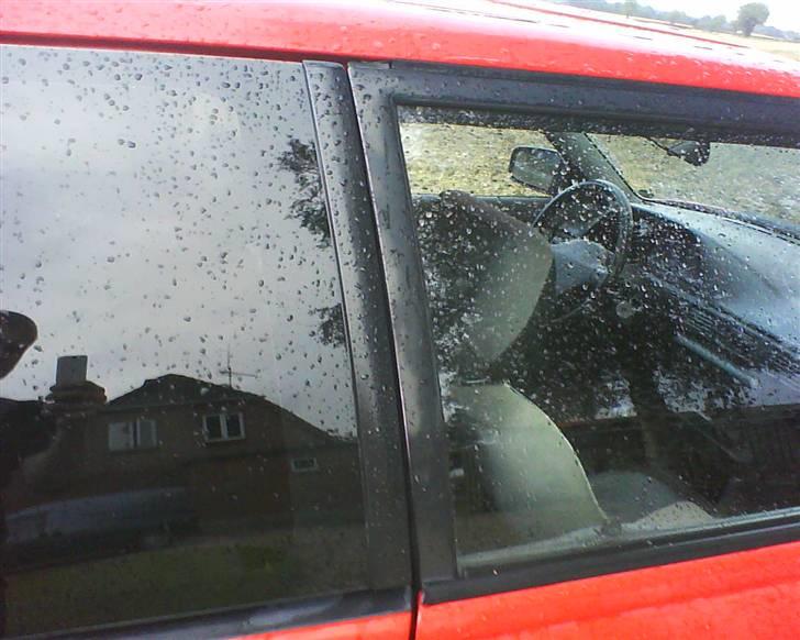 Mazda 323 1,6 (skrottet) billede 12