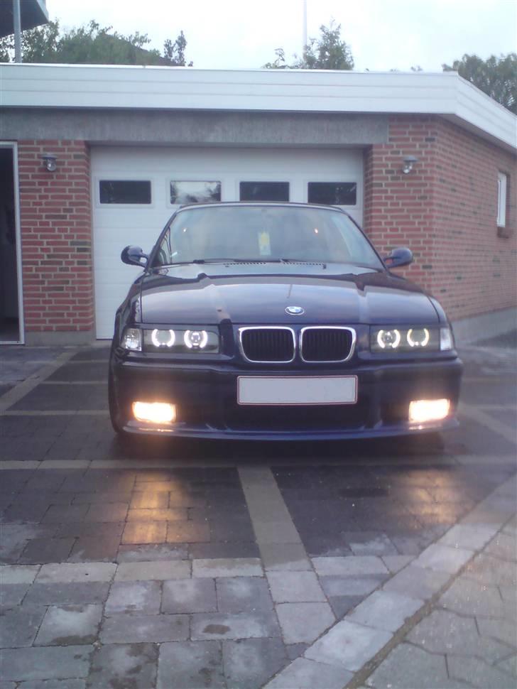 BMW 318 Is Coupé Byttet billede 3