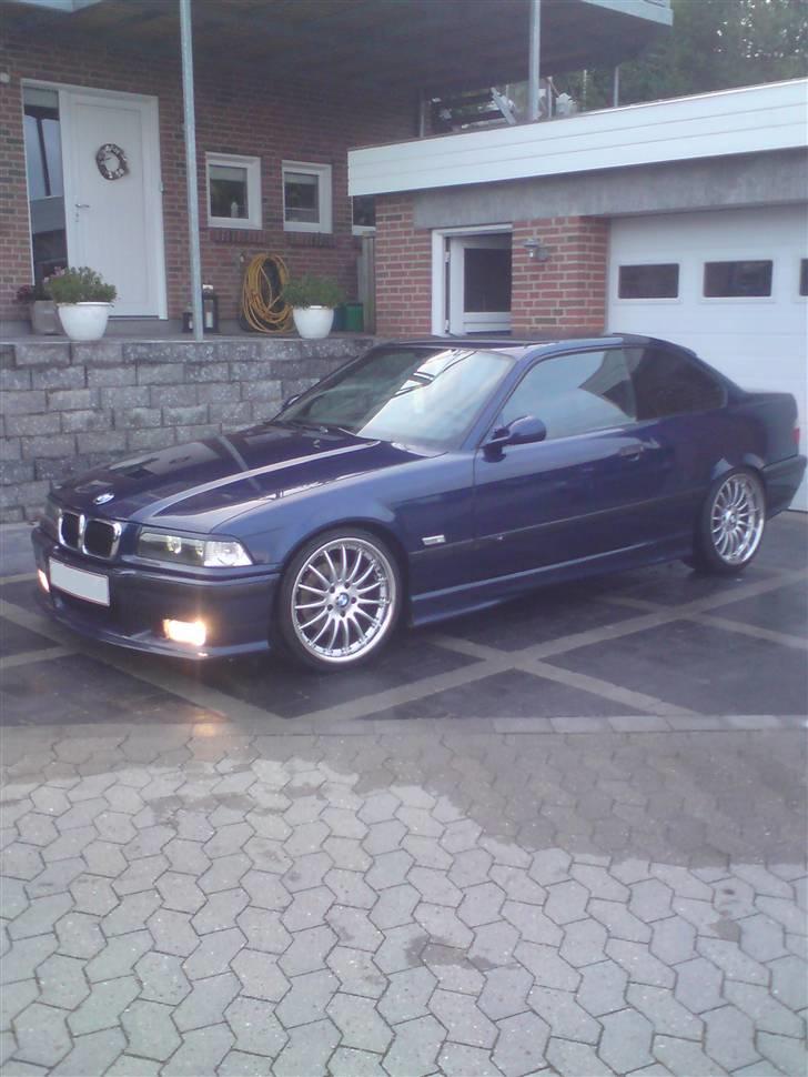 BMW 318 Is Coupé Byttet billede 5