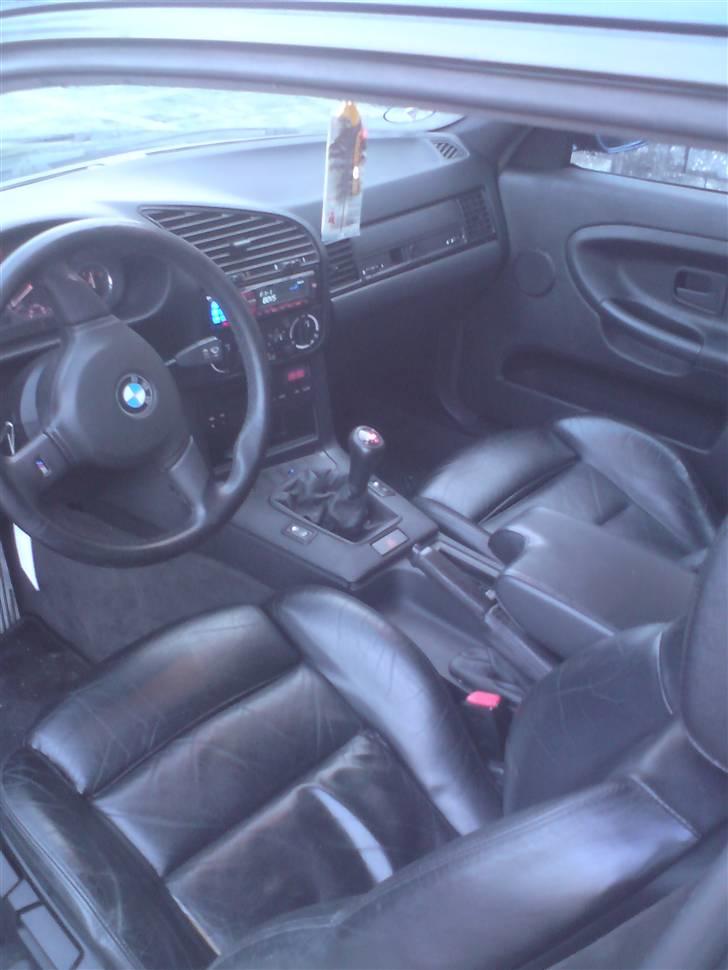 BMW 318 Is Coupé Byttet billede 9