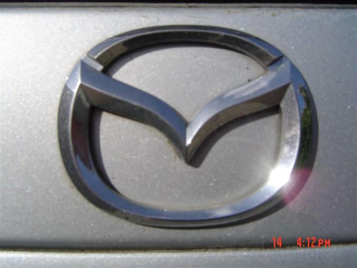 Mazda 323 F BJ 2.0 DITD - SOLGT - Mazda  billede 1