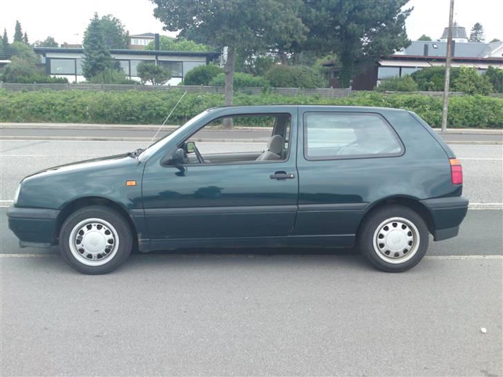 VW 3 GL 1.8 billede 3