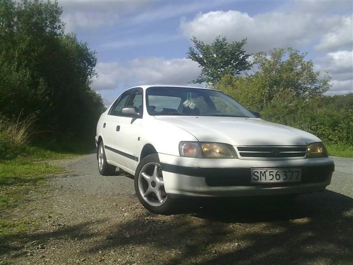 Toyota Carina E Commander billede 1