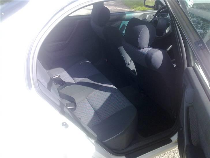 Toyota Carina E Commander billede 10