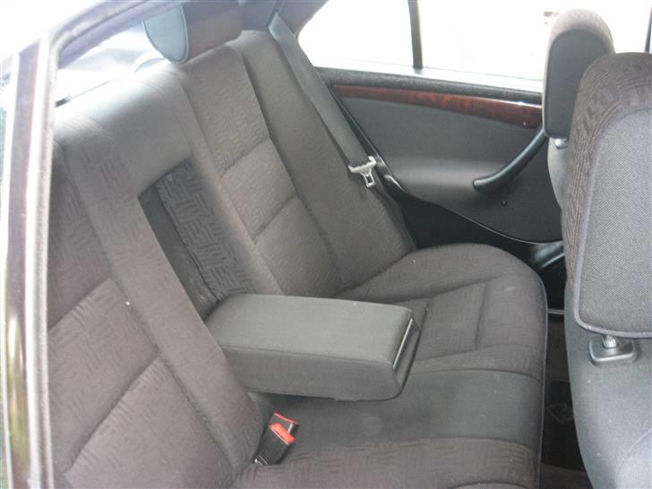 Mercedes Benz C220 cdi Totalskadet....! billede 7