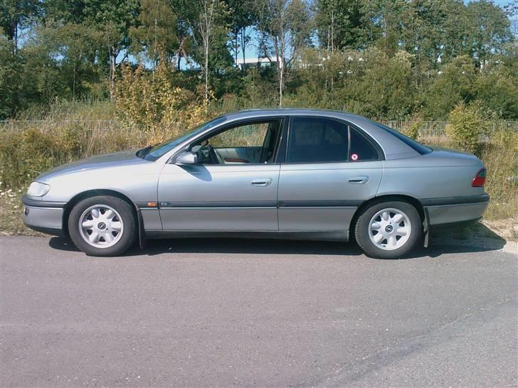 Opel Omega 2,5 V6 auto. billede 3