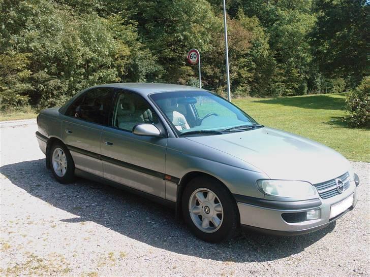 Opel Omega 2,5 V6 auto. billede 11