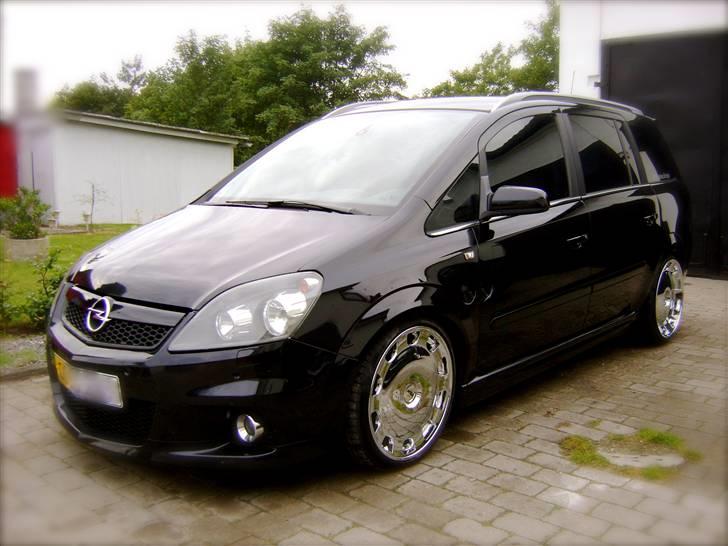 Opel zafira b opc