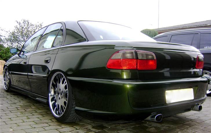 Opel Omega MV6 solgt billede 3