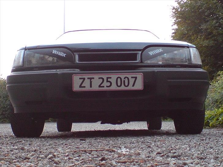 Ford sierra 2,0i gt --Byttet-- - så går turen til DHB jylland :P billede 9