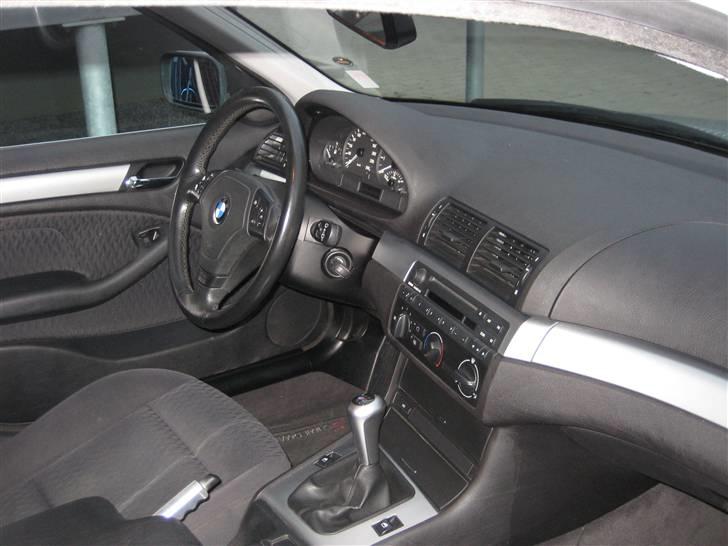 BMW 318i *solgt* billede 11