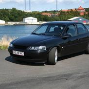 Opel Vectra b Solgt!