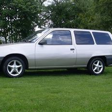 Opel kadett til salg. 