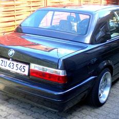 BMW E30 Cabriolet
