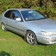 Toyota Corolla 1.6i 16v.. SOLGT!