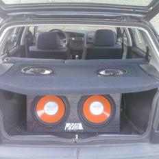 VW golf 3 1,8 CL 5D (solgt)