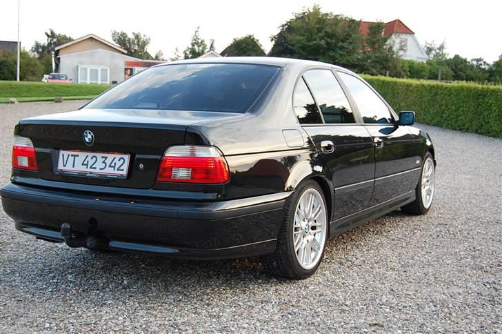 BMW E39 523i SOLGT billede 4