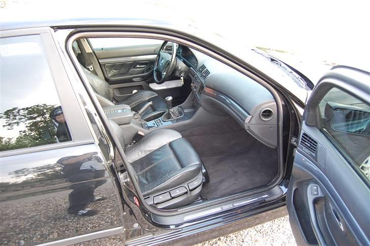 BMW E39 523i SOLGT billede 9
