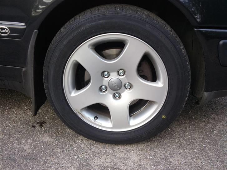 Audi 100 2,6E V6 C4 - Nye sommer sko 9/2009 billede 5