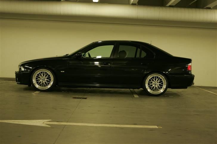 BMW E39 540i SOLGT billede 12