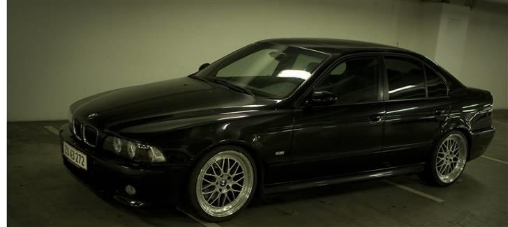 BMW E39 540i SOLGT billede 13