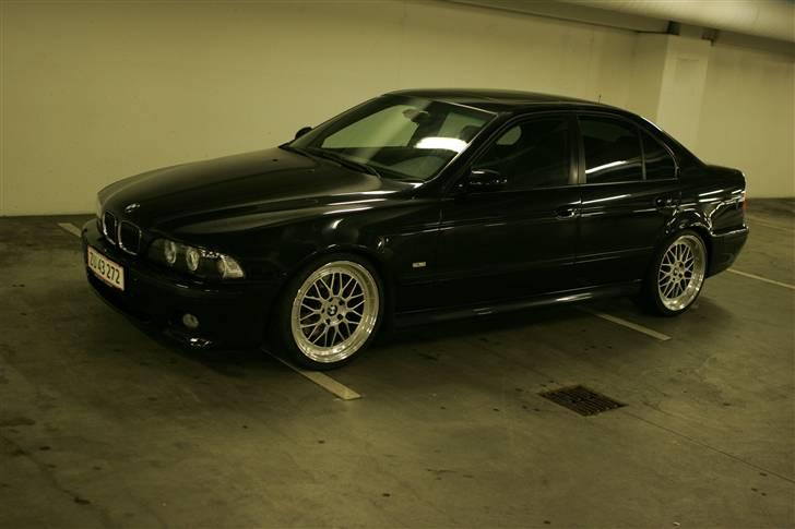 BMW E39 540i SOLGT billede 14
