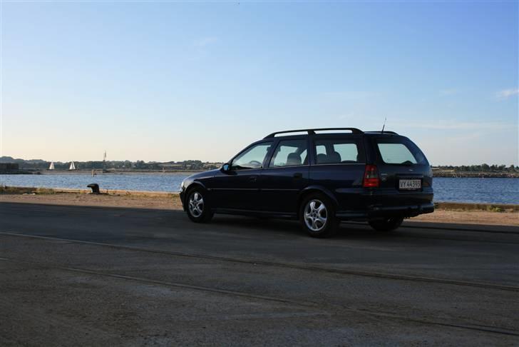 Opel Vectra B 2.0 16V billede 1