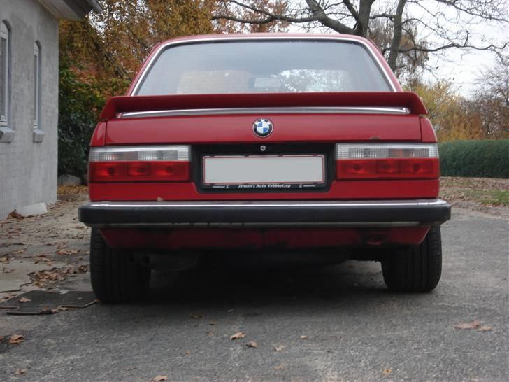 BMW E30 320i  solgt billede 4