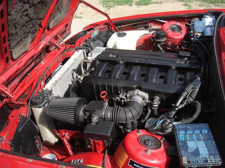 BMW E30 320i  solgt billede 9