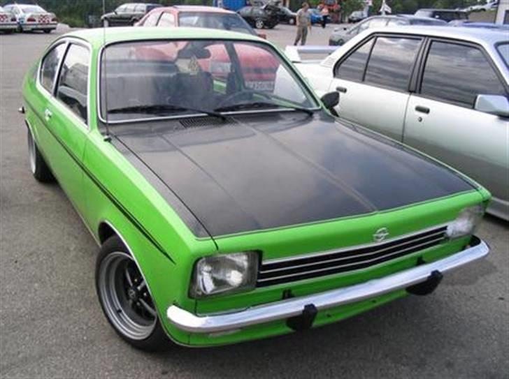 Opel Kadett C Solgt - sådan skulle den komme til at se ud.. bare hvid  billede 8