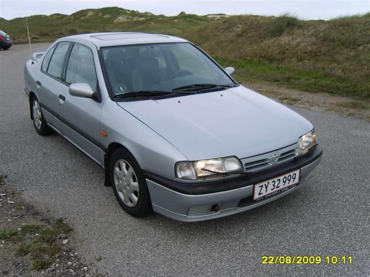 Nissan Primera 2,0 I SOLGT billede 2