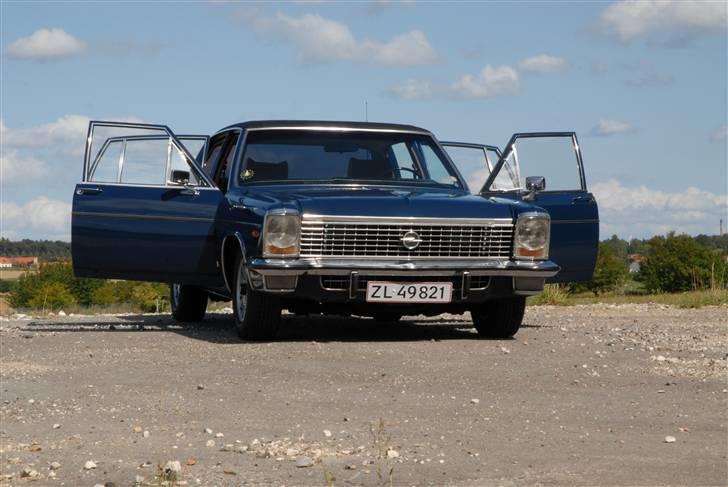 Opel Diplomat 5,4 V8 - Her luftes ud, med nedlagte Flyvestation Værløses forhindringsbane i baggrunden billede 7