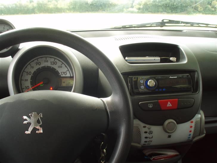Peugeot 107 1.0 Comfort Plus billede 9