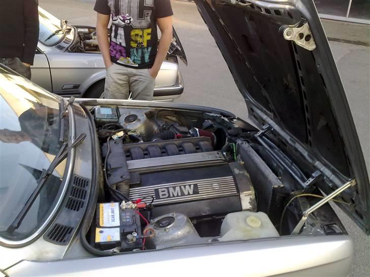 BMW E30 2,5M50 Cabrio SOLGT billede 8