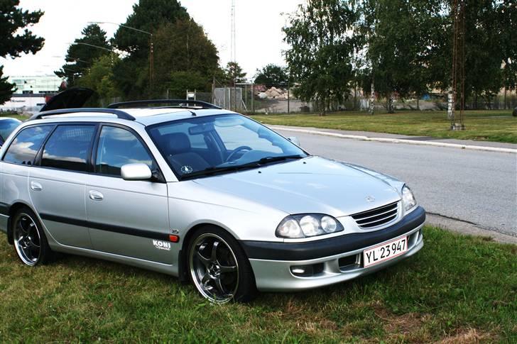 Toyota avensis st,car sol model billede 14