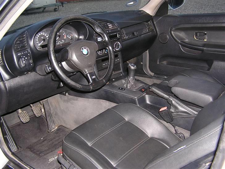 BMW 320i Coupe ''solgt'' billede 12