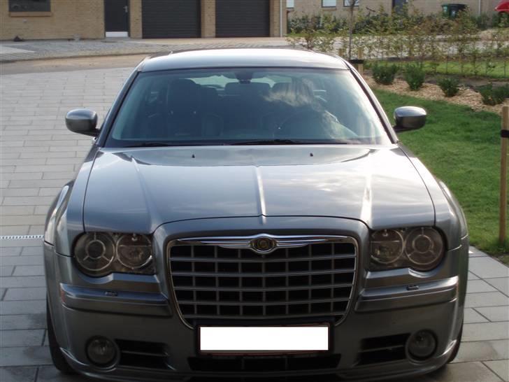 Chrysler 300 C SRT8 billede 1