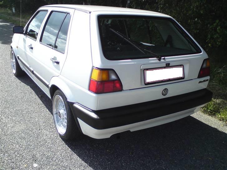 VW Golf 2. 1,6. GL. 4 dørs.  ( SOLGT ) billede 7