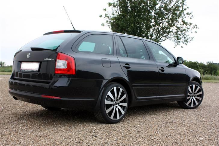Skoda Octavia Elegance Combi billede 9