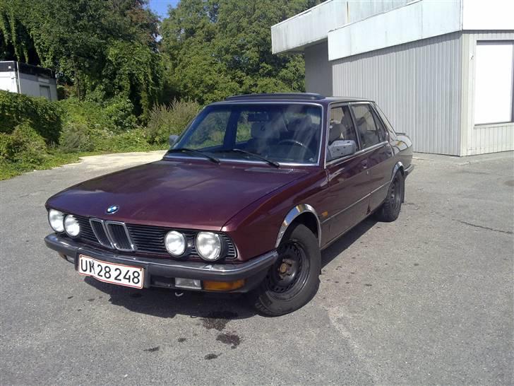 BMW E28 528i (M30B34 motor) - Taget D. 22/08-09 billede 1