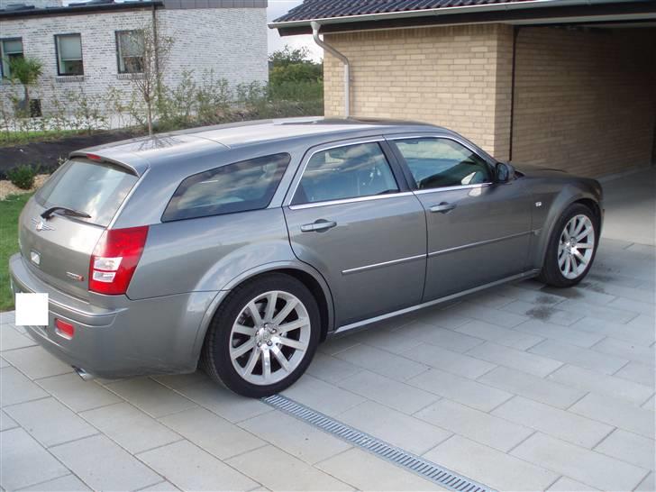 Chrysler 300 C SRT8 billede 3