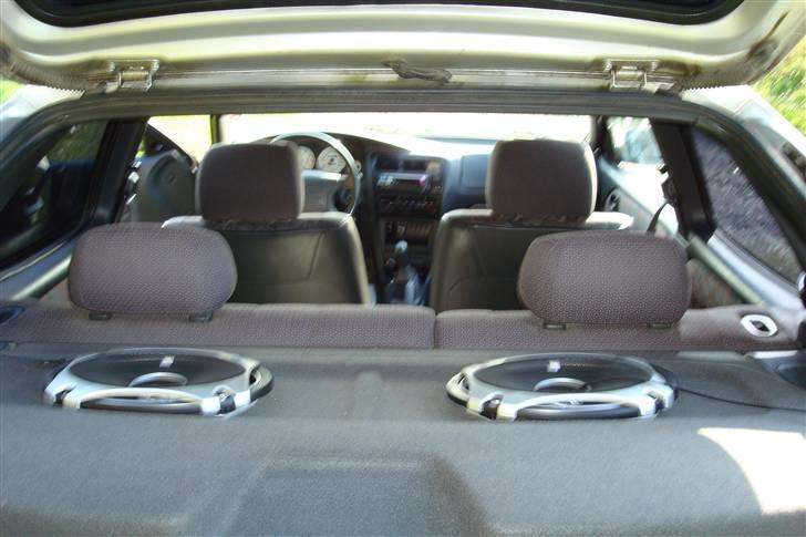 Toyota Corolla 1.6i 16v.. SOLGT! billede 11