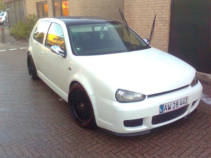 VW Golf 4 R32 LOOK (Afmeldt holder i garage) billede 8