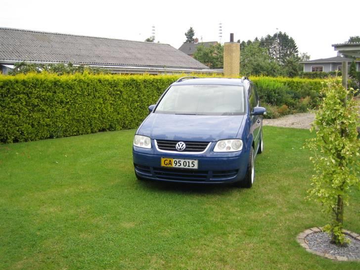VW TOURAN (SOLGT) billede 3