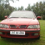 Nissan primera 2,0 solgt