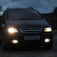 Opel ZAFIRA 2.2 i