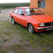 Opel ascona1.6s b