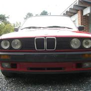 BMW 325i