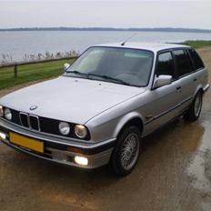BMW 324 TD VAN E30