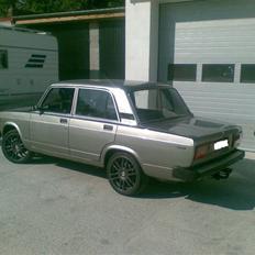 Lada 2105
